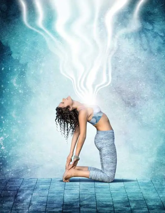Energie fließt durch Frau, Meditation